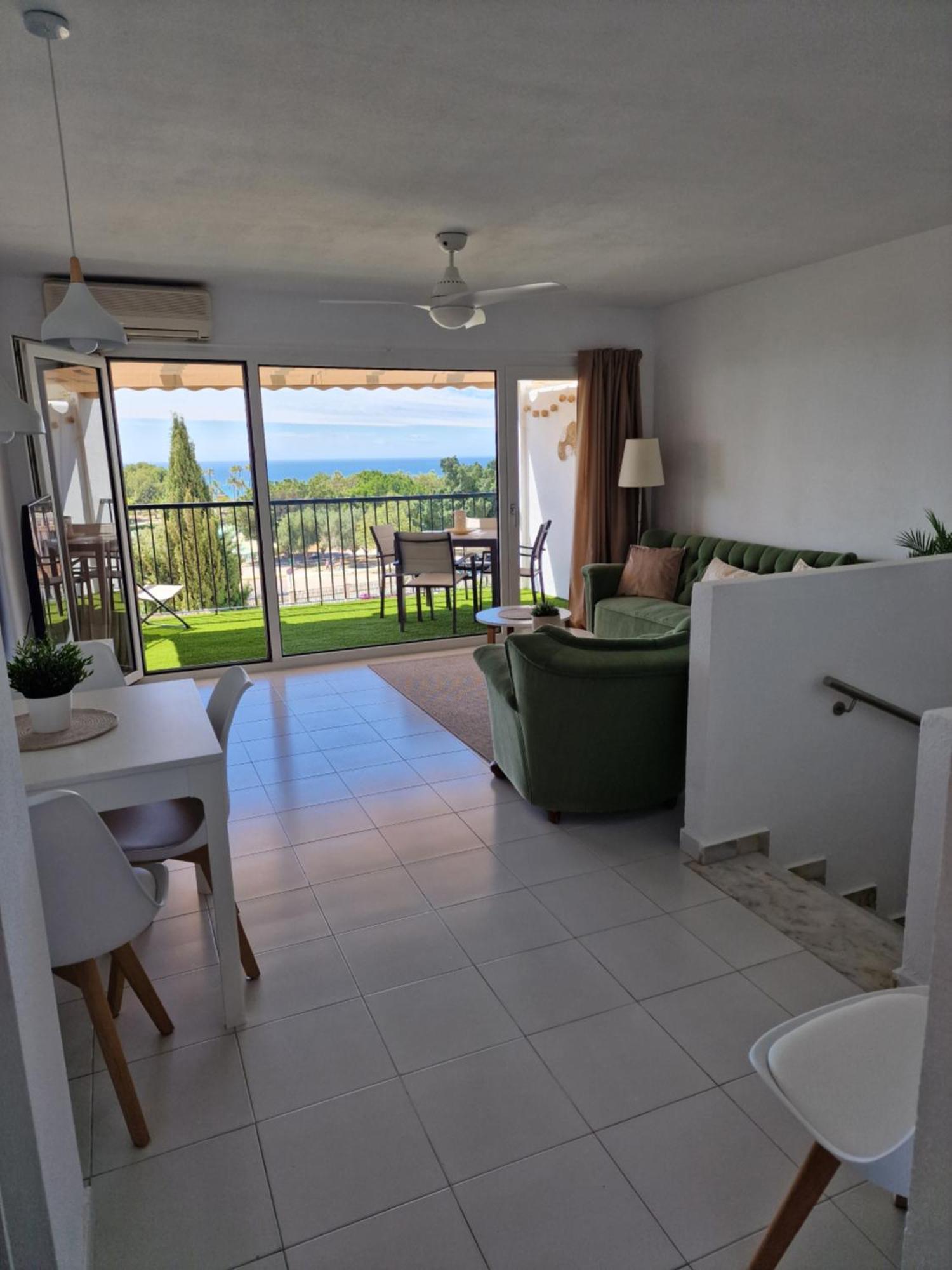 Casa Ika Apartment ตอร์เรโมลิโนส ภายนอก รูปภาพ